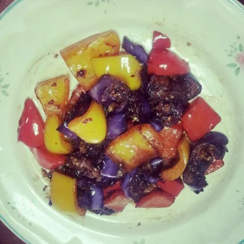 Snapdishの料理写真:chinese sweet sour brinjal with bell peppers|Magdaleneさん