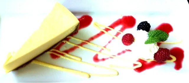 Cheesecake from McKenna's on the Bay|sooprcoolchicaさん