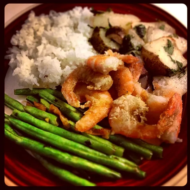 Sautéed green beans, rice, roasted potatoes, salt and pepper shrimp|Miranda ♪(´ε｀ )さん