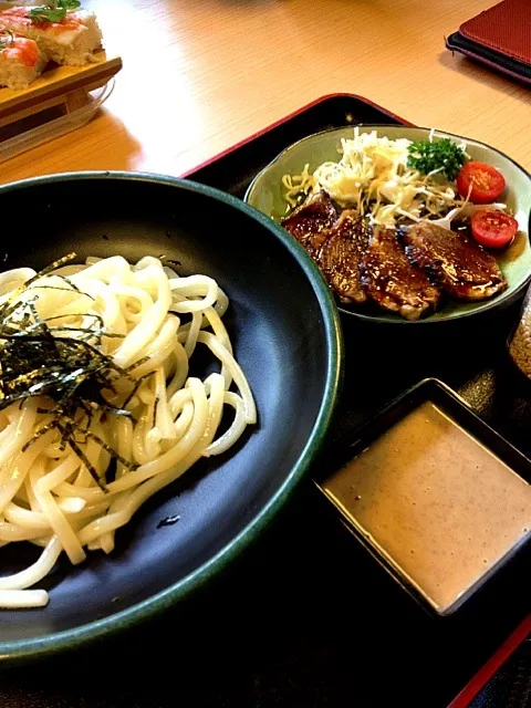 Snapdishの料理写真:Grilled Duck Breast & Cold Udon|Queenさん