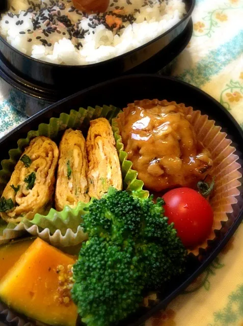 Snapdishの料理写真:鶏だんごの照り焼き弁当|tomoさん