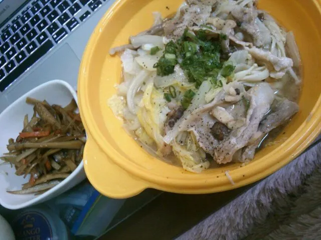 きんぴらごぼうと白菜の塩だれ蒸し|いもこさん