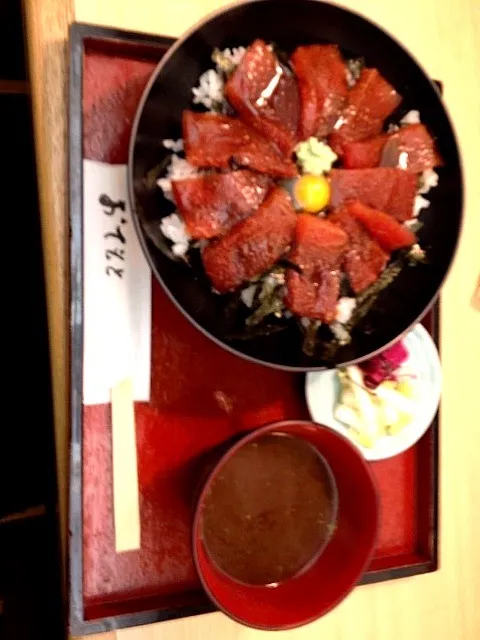 西心斎橋 魚重の鉄火丼|またんさん