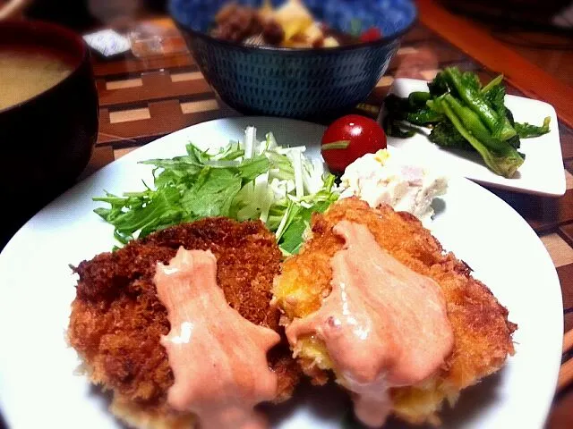 エビカツと肉豆腐と菜の花あえ|ナナ公さん