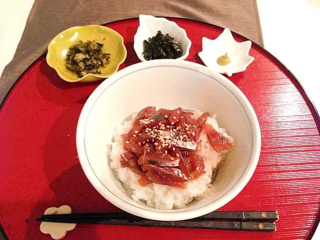 お夜食に鯵の漬け丼！美味|みるくさん