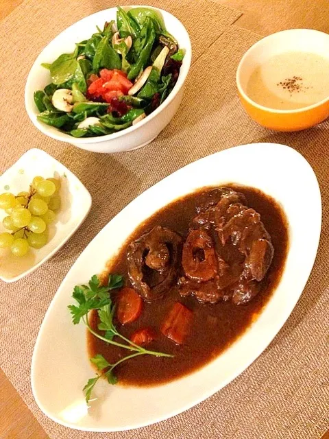 Stewed Oxtail|Johnnyさん