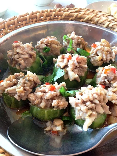 Steamed luffa with minced meat and muichoy|Ong Sor Fernさん