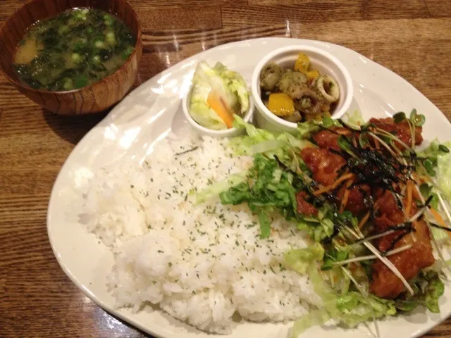 野菜たっぷり唐揚げ甘辛ソース（御飯大盛り|おっちさん