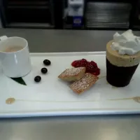 Frozen Cappucino Souffle with Hot Kahlua and Chocolate Covered Esspreso Beans|jenniferさん