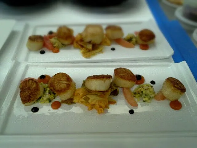 Scallops on a Mung Bean Compote and Spiced Cabbage|jenniferさん