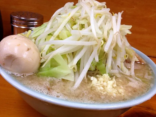 Snapdishの料理写真:ラーメンニンニク野菜マシ煮卵|Toshiyukiさん