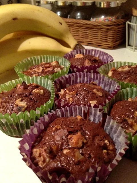 Banana & walnuts choc cup cakes|Chibiko's Kitchenさん