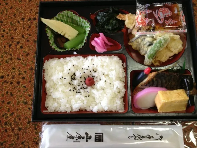 仕出し弁当|おっちさん