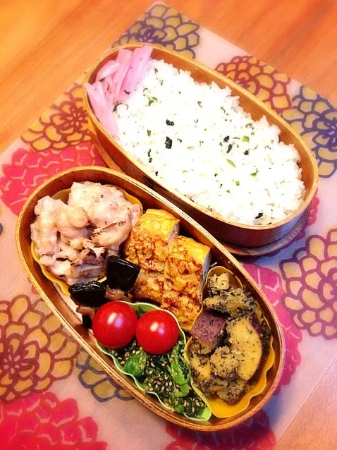 Snapdishの料理写真:鶏の塩焼き弁当♪|まりさん