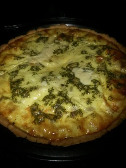 Tuna & Onion Quiche|Mrs BNazさん