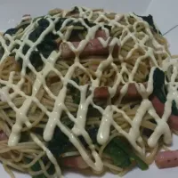 ほうれん草とベーコンの和風マヨパスタ|kyaraさん