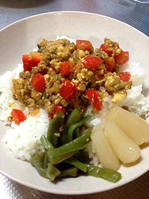 Snapdishの料理写真:ドライカレー丼|きのこさん