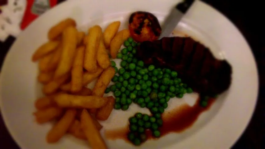 steak ,chips and peas|harry masonさん