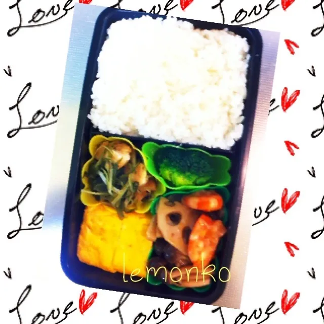 Snapdishの料理写真:２／２１お弁当  水菜と薄揚げのたいたん、海老とれんこん・しめじの甘辛塩コショウ炒め、ブロッコリー、出し巻|由紀子さん