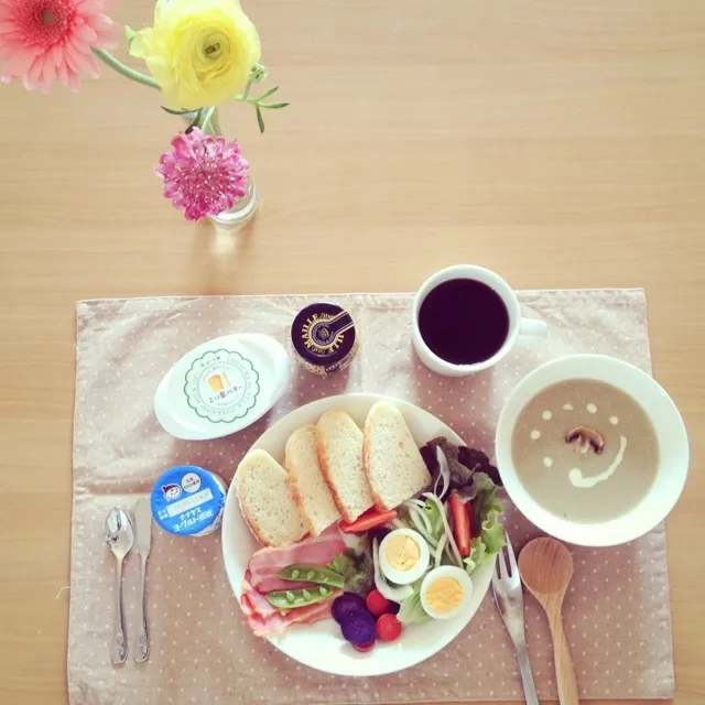 朝ごはんのようなお昼ご飯|kanaさん