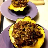 Vegan Cornbread stuffed Acorn Squash|Wendy Klotzさん