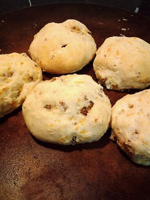 Cheddar Sausage Biscuits|cassieさん