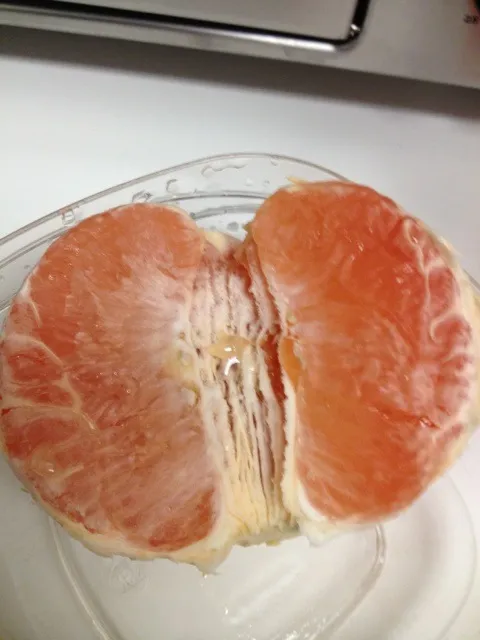 Snapdishの料理写真:Organic grapefruit :)|elaineさん