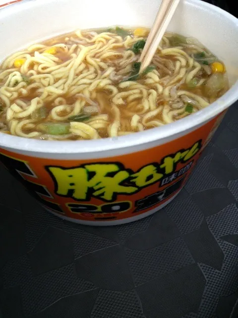 デカ王 豚もやし味噌2.0太麺|中華蕎麦 銀時さん