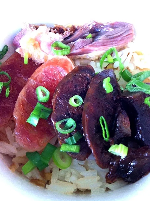 Steamed rice with Chinese sausage and preserved meat|karen limさん