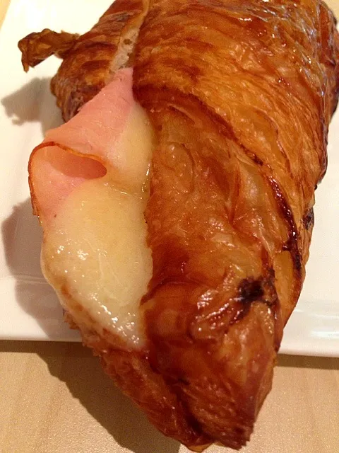 Ham & cheese croissant|willzさん