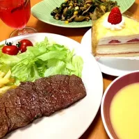 Snapdishの料理写真:記念日はステーキで。|ozamayuさん