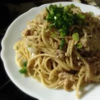 ツナとにんにく醤油の和風パスタ|たくみさん