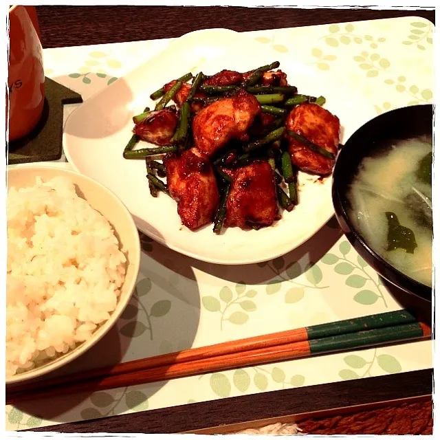 鶏胸肉とニンニクの芽の甜麺醤炒め|かぴこさん