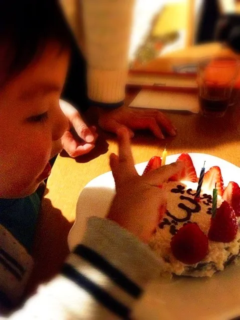 Snapdishの料理写真:本日3歳の誕生日🎂|西川季宏さん