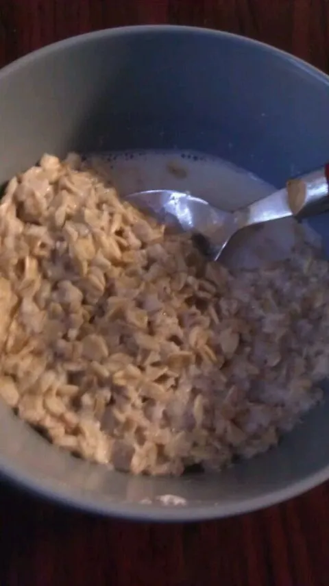 oatmeal with almond milk|staphanyさん