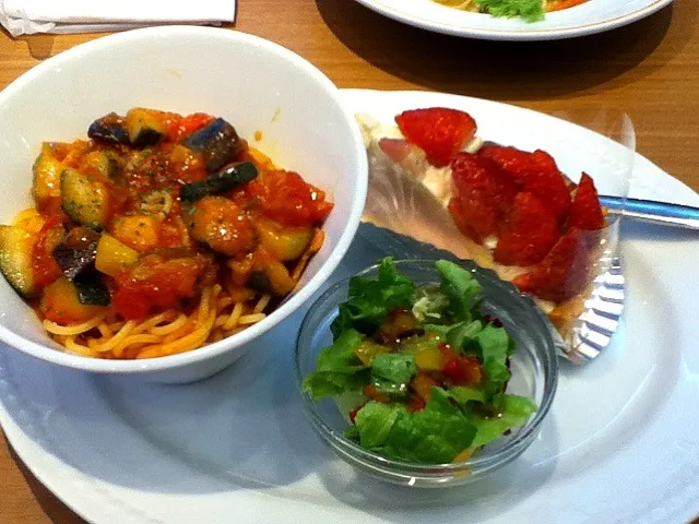 パスタ＆ケーキセット|モモさん