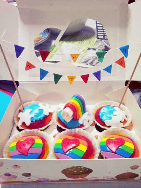 rainbow cupcakes|genさん