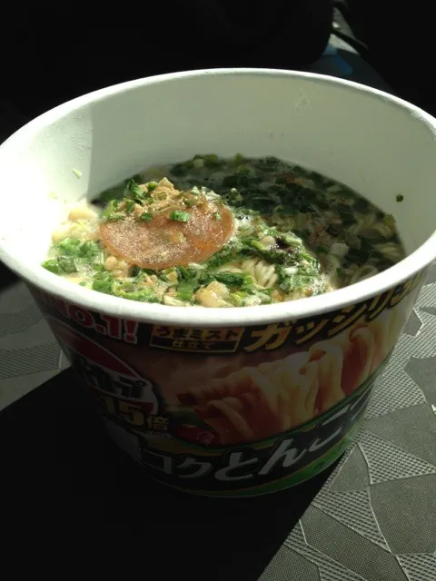 スーパーカップ1.5倍濃コクとんこつラーメン|中華蕎麦 銀時さん