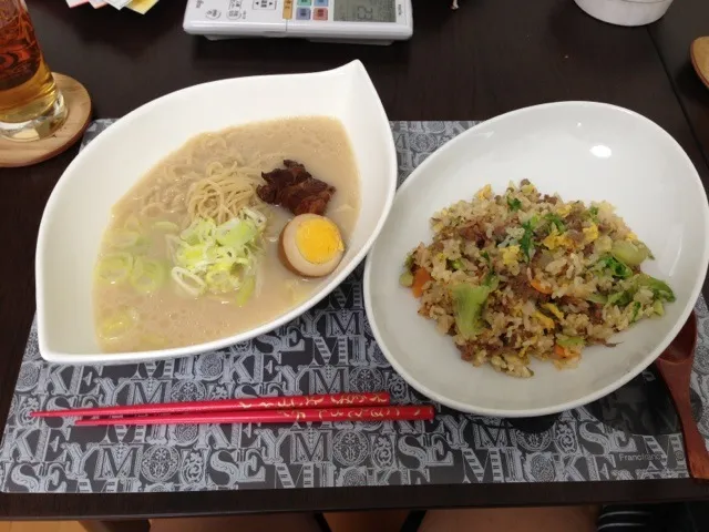 Snapdishの料理写真:ラーメン、チャーハン|kanaさん