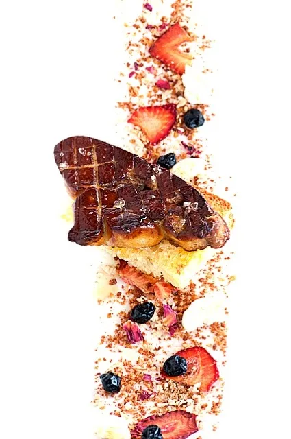 Foie gras, dried fruit, cereal, milk jam|andrew franciscoさん