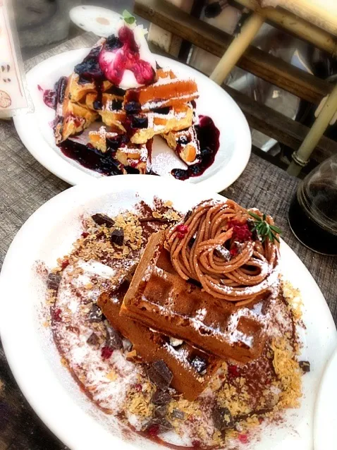 Mon blanc on top of waffle|PhUnGさん