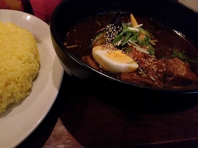 新宿ドミニカの黒スープカレー（ポーク）。|スパイシー丸山さん