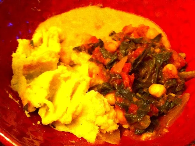 Mustard greens with chick peas, korma and curried sweet potato mash mmm|Sarah Everitt Furuyaさん