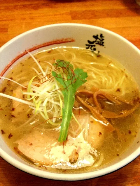 「塩元帥」の塩ラーメン|のんきーもんきーさん