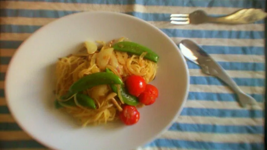 えんどうまめとミニトマトのパスタ|kumiさん