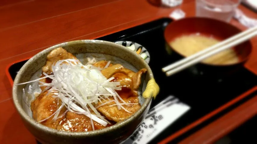 照り焼き豚丼|ねぎしさん