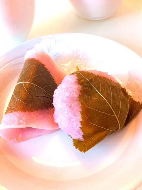 Snapdishの料理写真:桜餅 Sakura mochi|sirakorn owadaさん