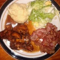 Chicken Chop with Salad, Mashed Potato and Bacon|christopher gohさん