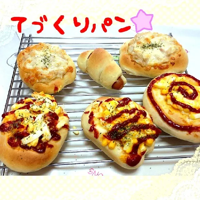 Snapdishの料理写真:手作り♡ツナチーズ＆ウィンナー＆タマゴパン❤|mari♡（もも(*´∀｀*)♪）さん