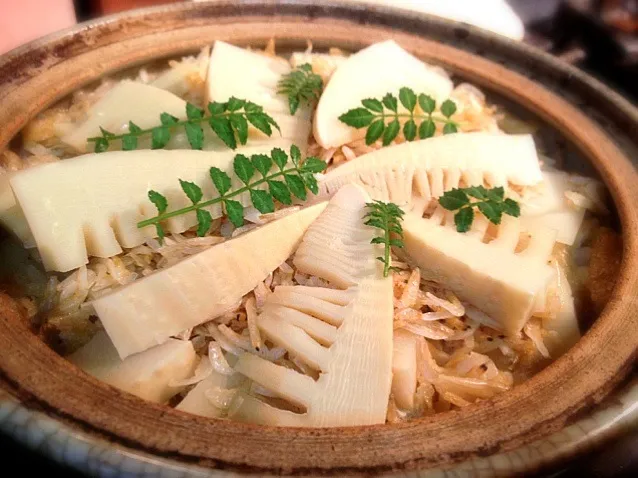 筍桜海老土鍋御飯🍚|炊かれたいオトコ おこん 小栁津さん